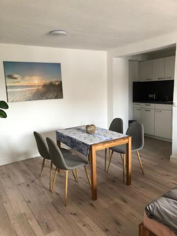 Die Graefin Auf Ruegen - Ferienappartements Parchtitz Экстерьер фото